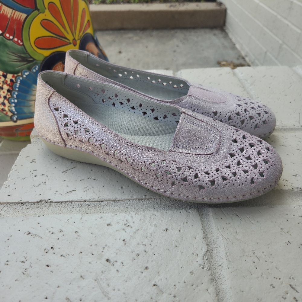 Propet Pink Cabrini Slip On Shoes NWOT 9W